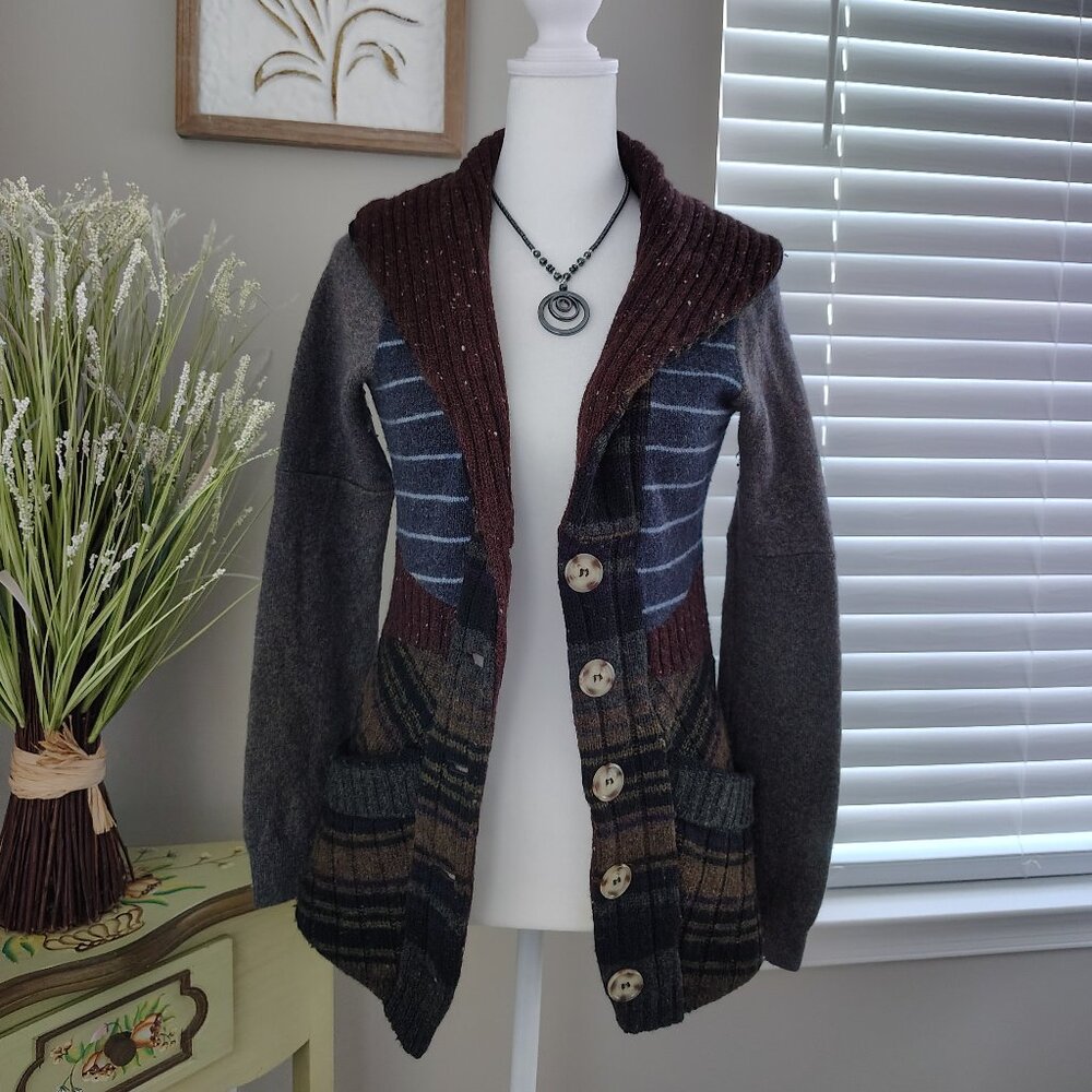 Vintage - Preloved Wool Cardigan - Color Block- Small